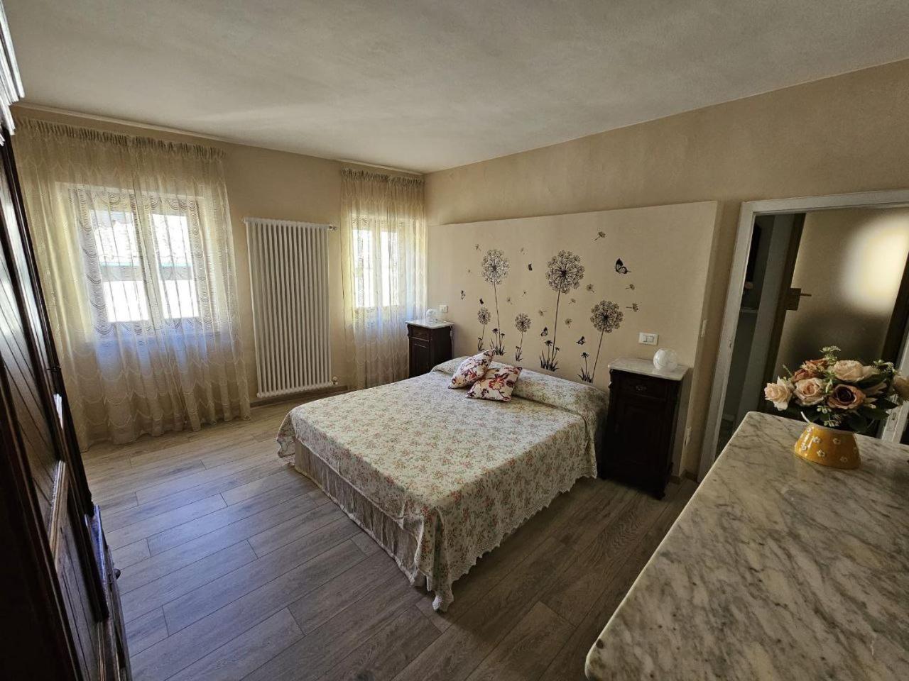 Il Nido Dei Priori Apartment Волтера Екстериор снимка