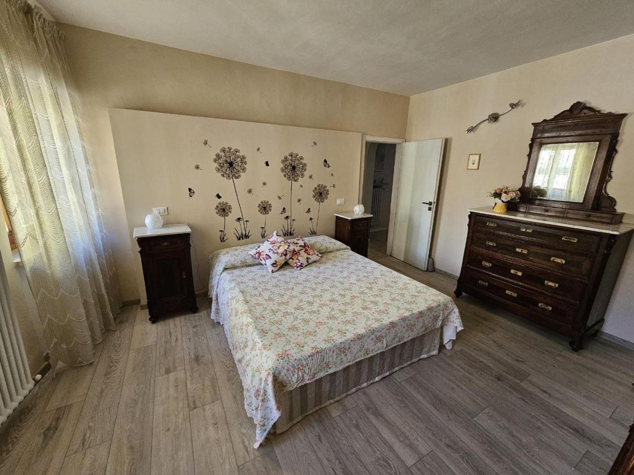 Il Nido Dei Priori Apartment Волтера Екстериор снимка